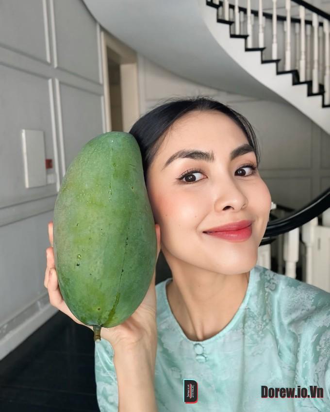Gỏi xoài ốc hương trên mâm cơm gia đình của nữ diễn viên