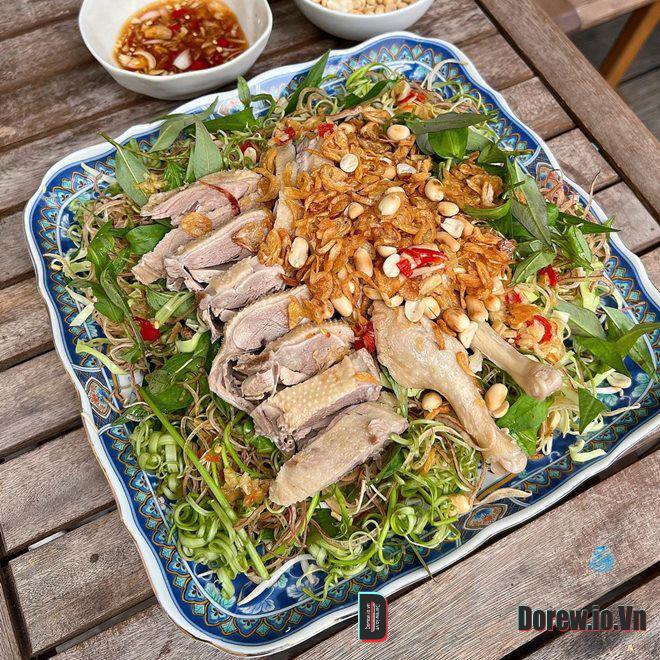 Gỏi vịt rau muống hấp dẫn