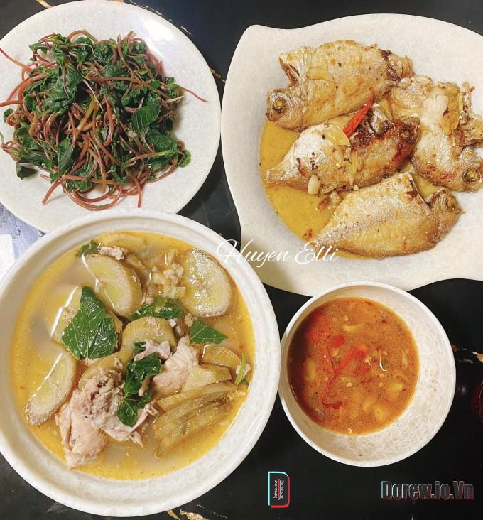 Mâm cơm nhà Huyền Elli