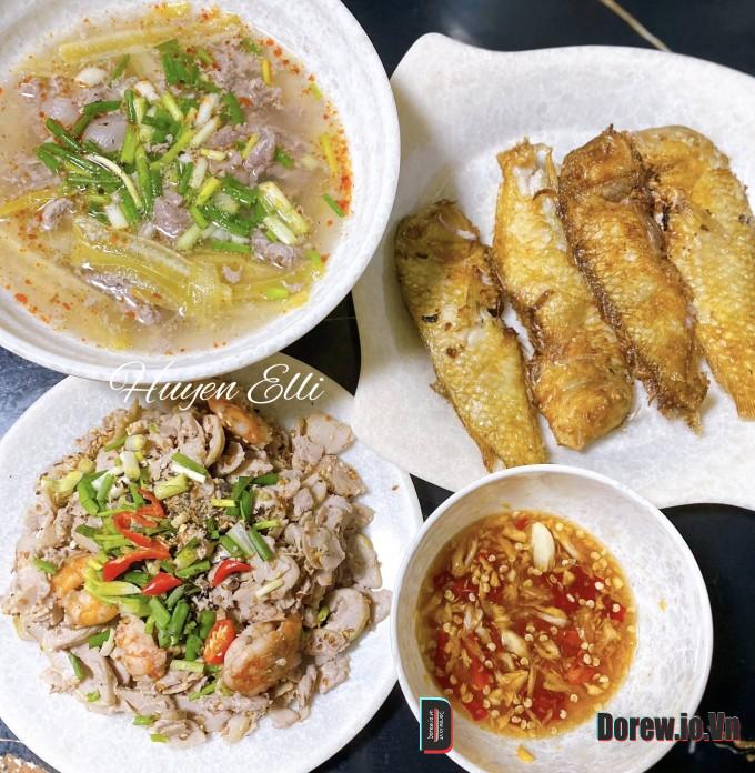 Mâm cơm nhà Huyền Elli