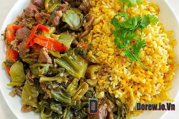 Cơm rang dưa bò 2