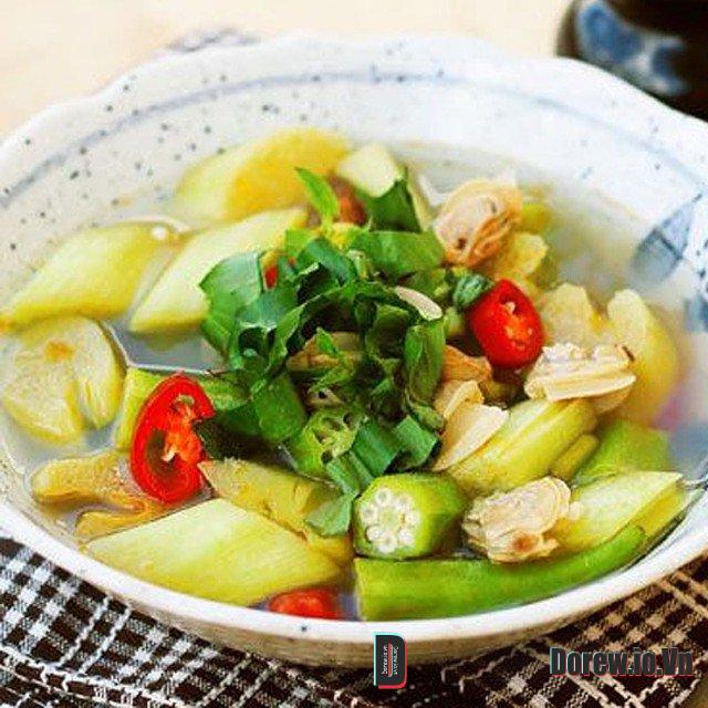 Hình ảnh món canh với ngò gai