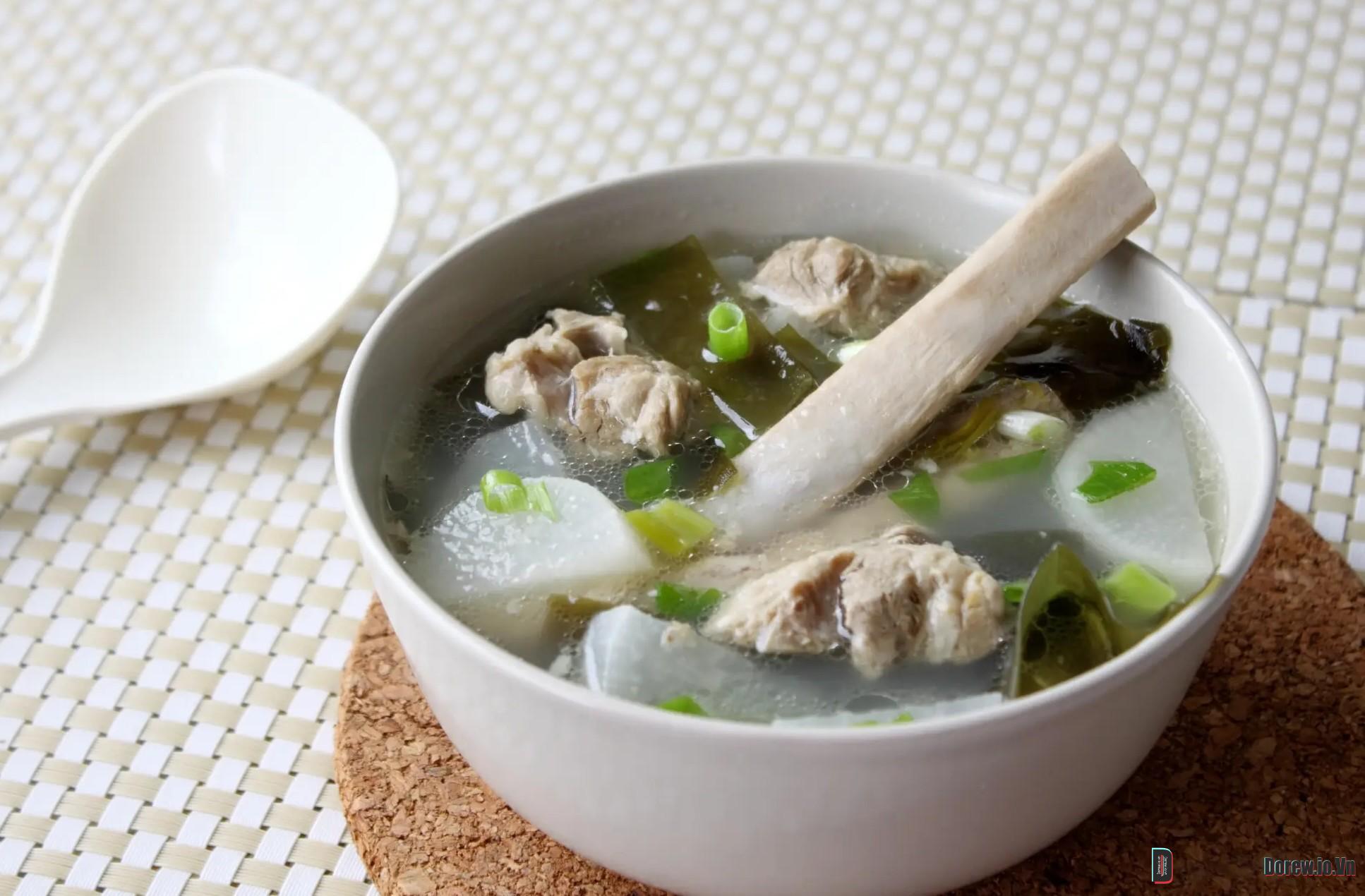 Canh sườn rong biển 2