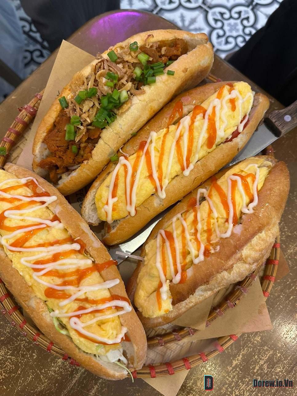 Bánh Mì 1