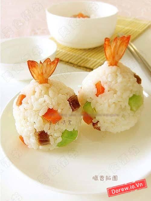 Cơm nắm 