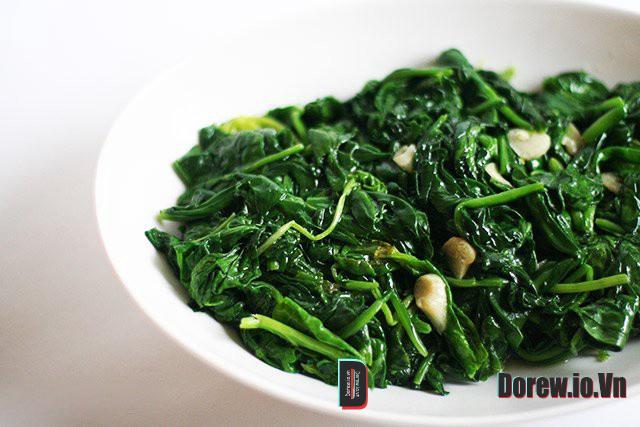 Canh cải bó xôi nấu tôm