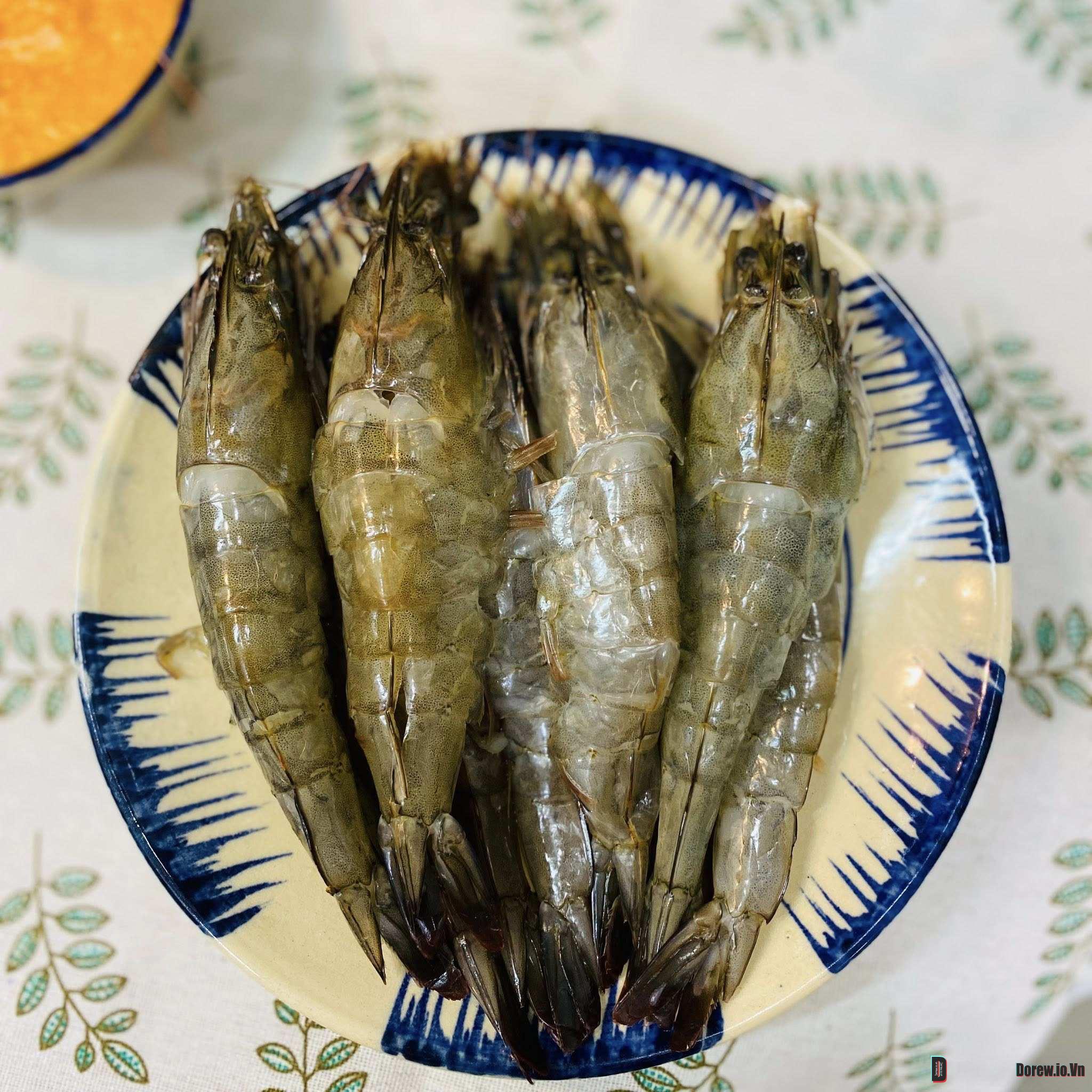 Sơ chế tôm